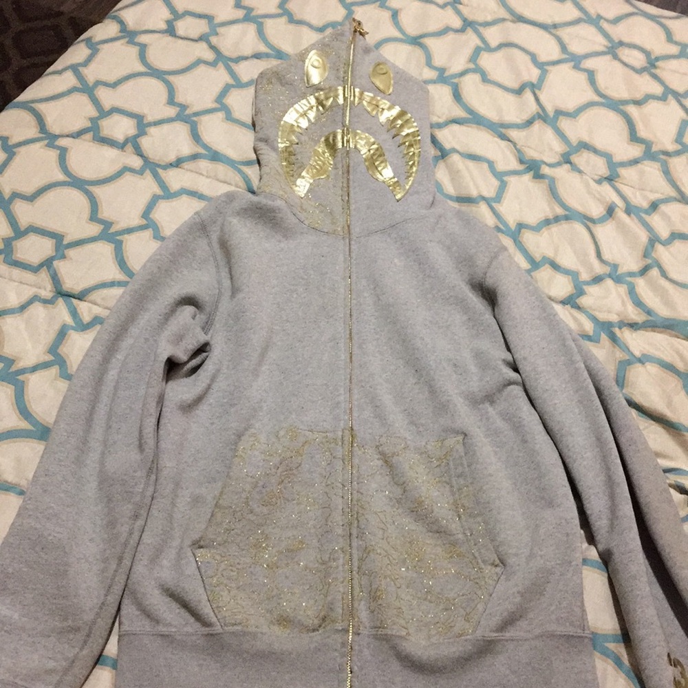 A bathing ape hoodie